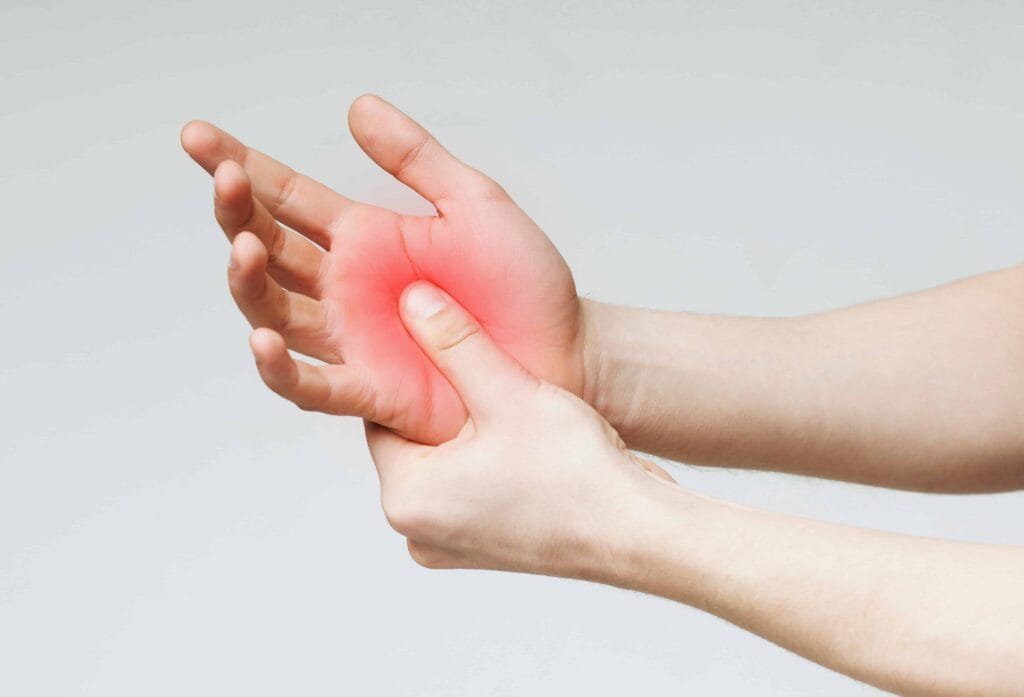 HOW CHIROPRACTIC CARE CAN TREAT NEUROPATHY