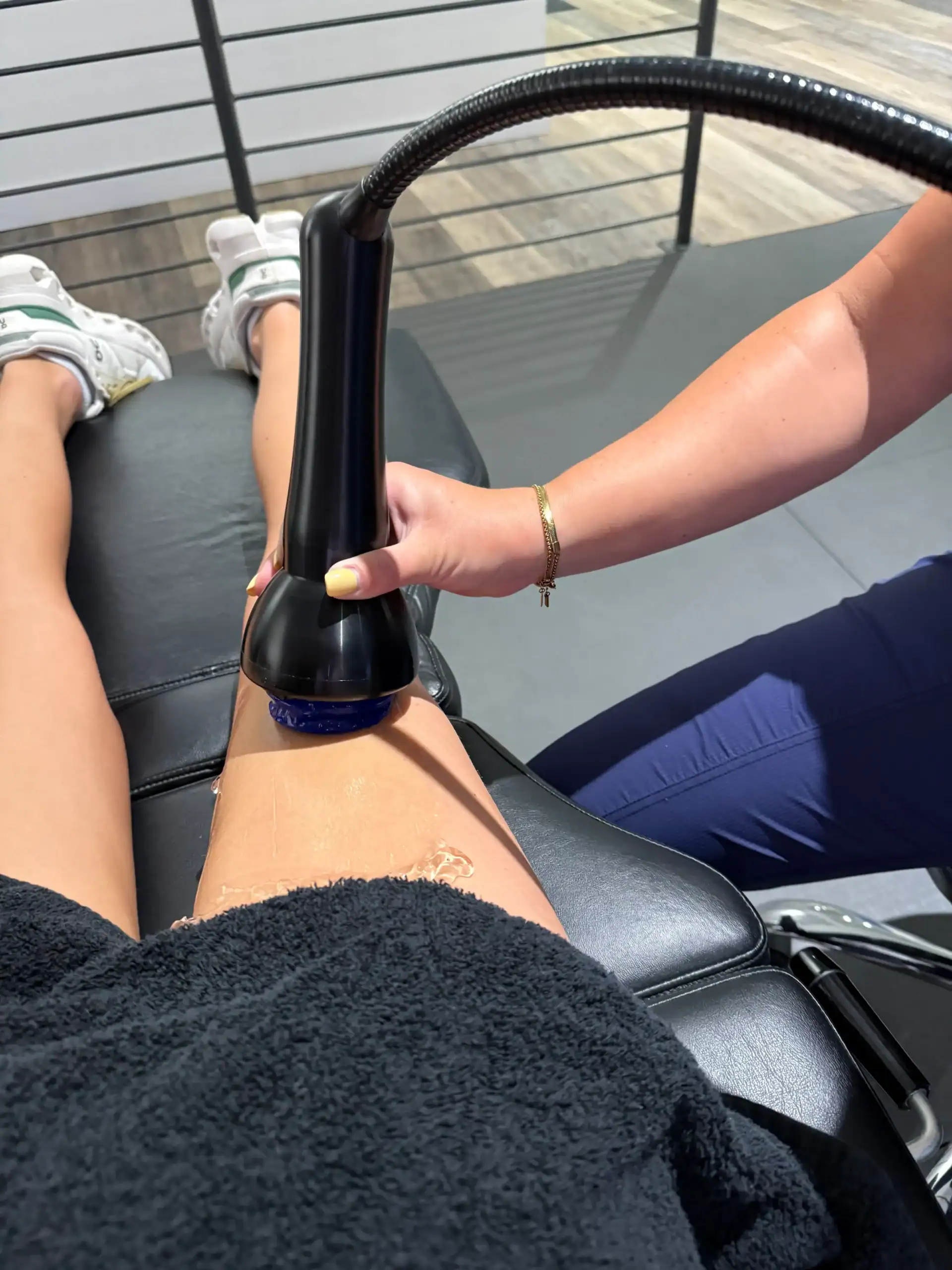 Shockwave therapy in Old Town, Chicago