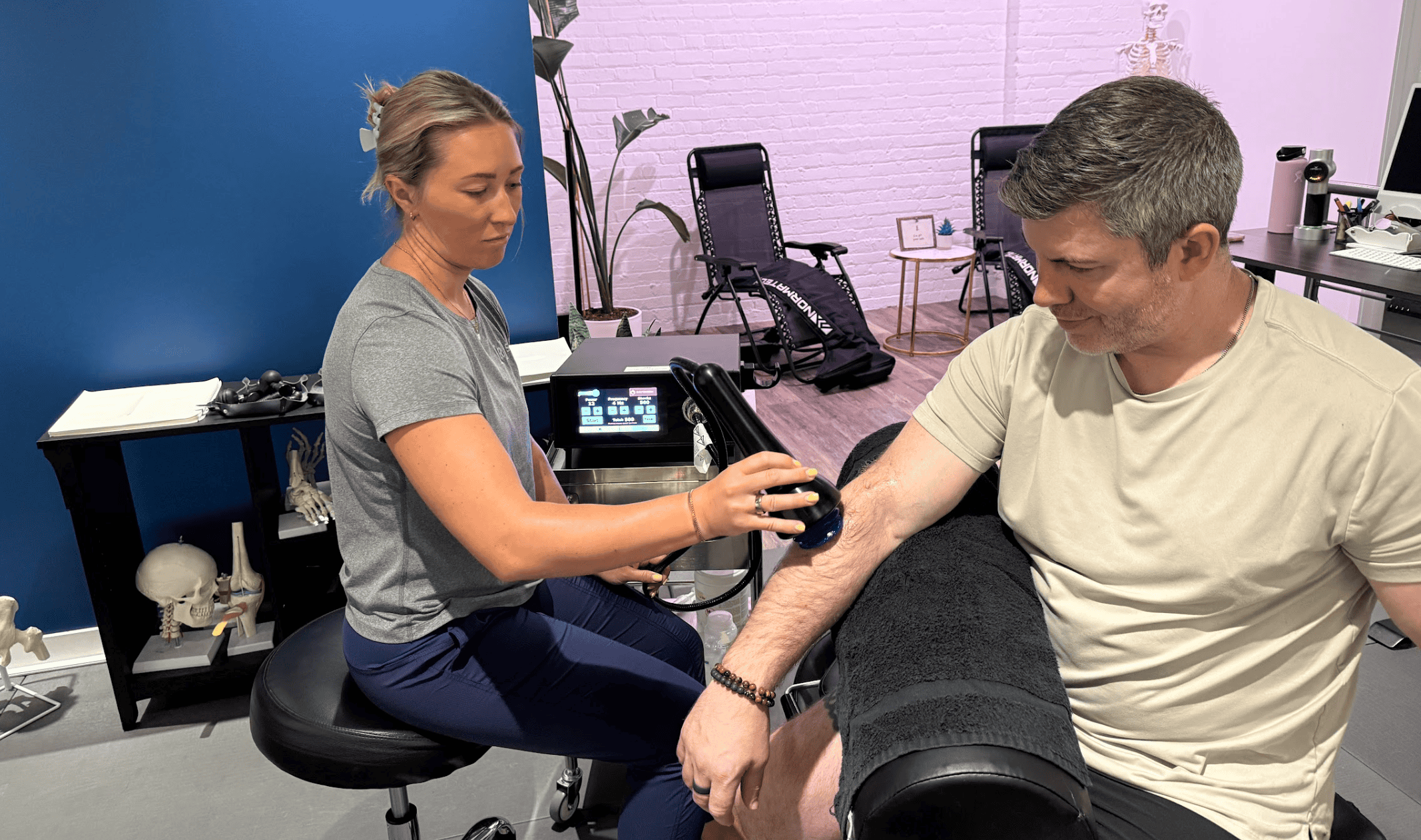Shockwave Therapy - Golfer's Elbow - RESPORT Chicago Shockwave Therapy for Golfer's Elbow