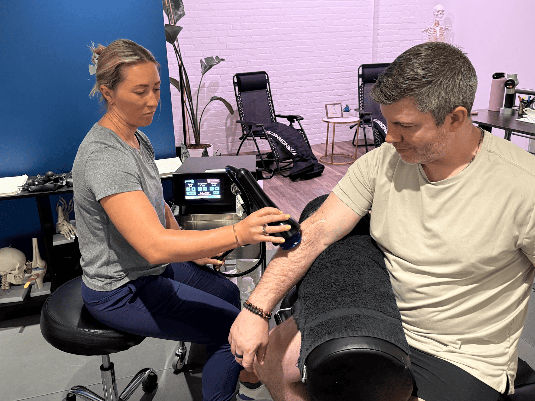 Shockwave Therapy - Elbow